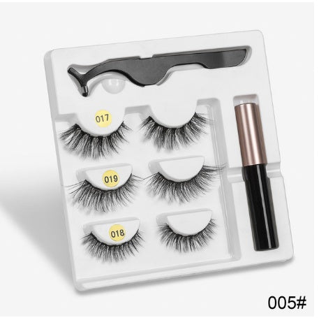 False Eyelashes with Magnets - Fashion Accessory